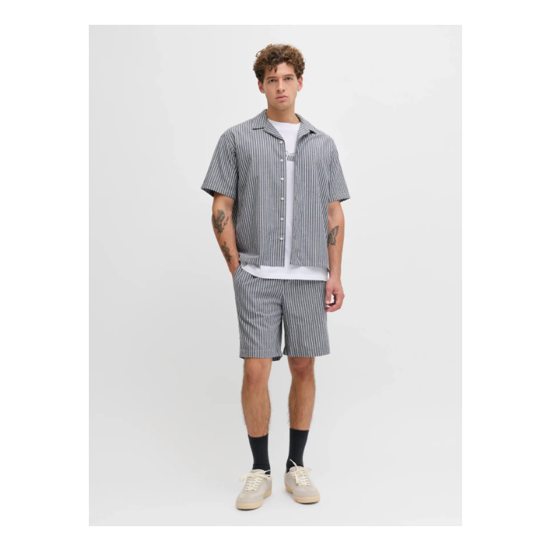 JJ REBEL Haven shorts - Navy Blazer W. Cloud Dancer