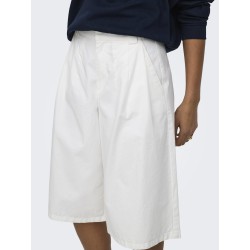JDY Bianca Bermuda shorts - White