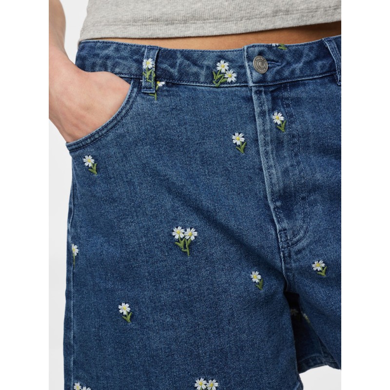 PIECES Flora HW denim shorts - Medium Blue Denim