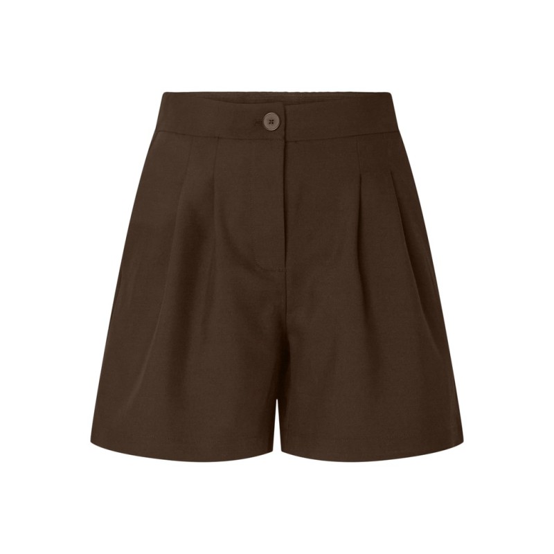PIECES Bosella højtaljet pleated shorts - Hot Fudge