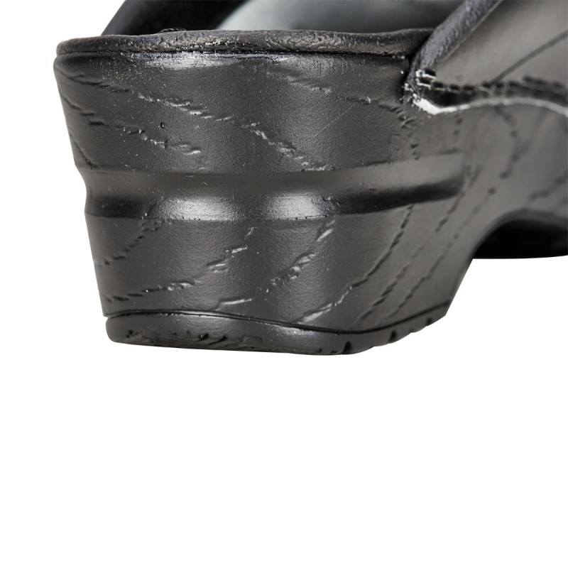 SANITA SONJA TRÆSKO U. HÆLKAPPE