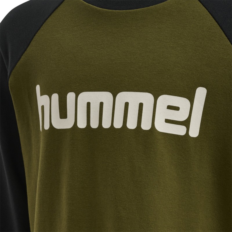 HUMMEL DRENG LANGÆRMET T-SHIRT | Capulet Olive | Hurtig Levering