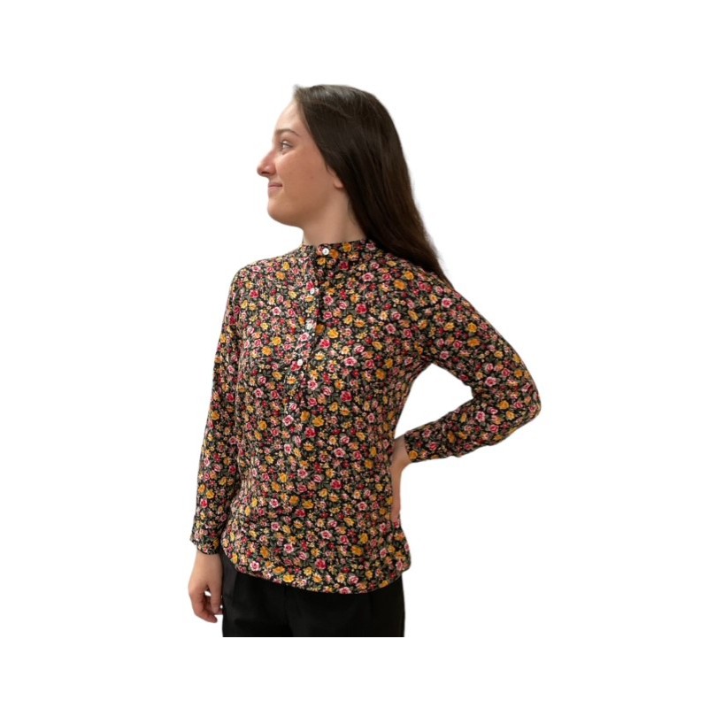 INVY Ember Bluse Med Kinakrave - Black/blomster