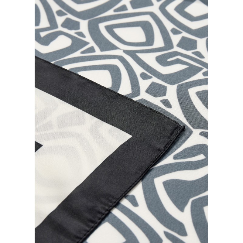 SOYACONCEPT Abida Tørklæde Med Print - Sort/Råhvid