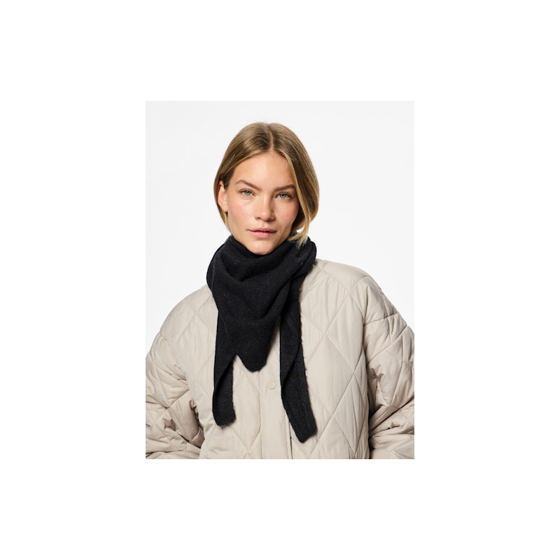 PIECES Juliana Triangle Tørklæde - Sort